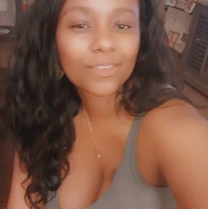 Meet your Posher, Marquia